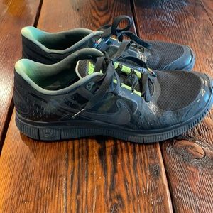 Men’s Nike running shoes size 12 1/2